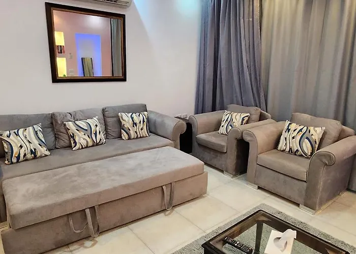 Cosy Romantic Sea View At A 5